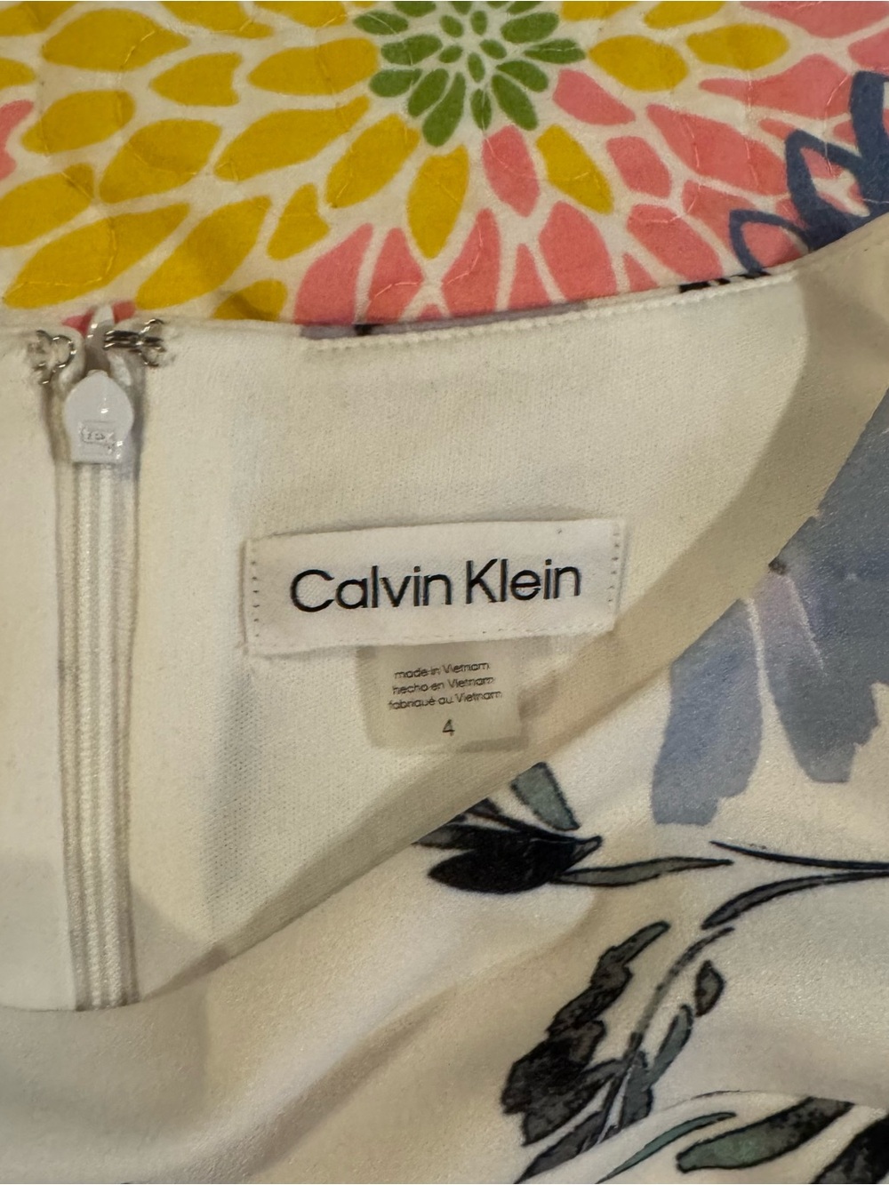 NWT size 4 Calvin Klein white floral dress - Picture 3 of 6